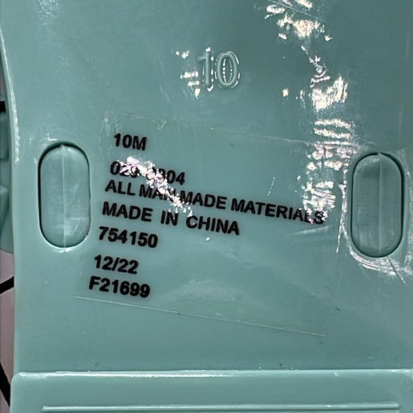 NWT Mixit Women’s Green Jelly Flip-Flops - Size 10 - Picture 5 of 7